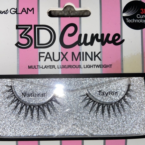 Lashes - Picture 2 of 6